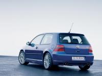 R32 R32