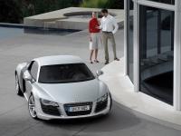 R8 R8